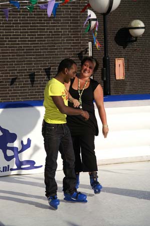 069 besloten V&D schaatsavond