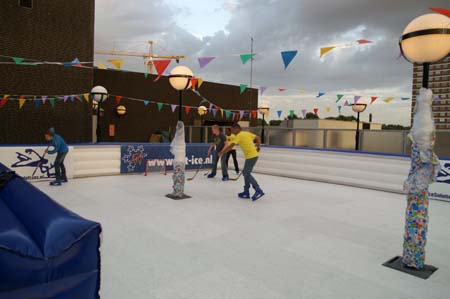 070 besloten V&D schaatsavond